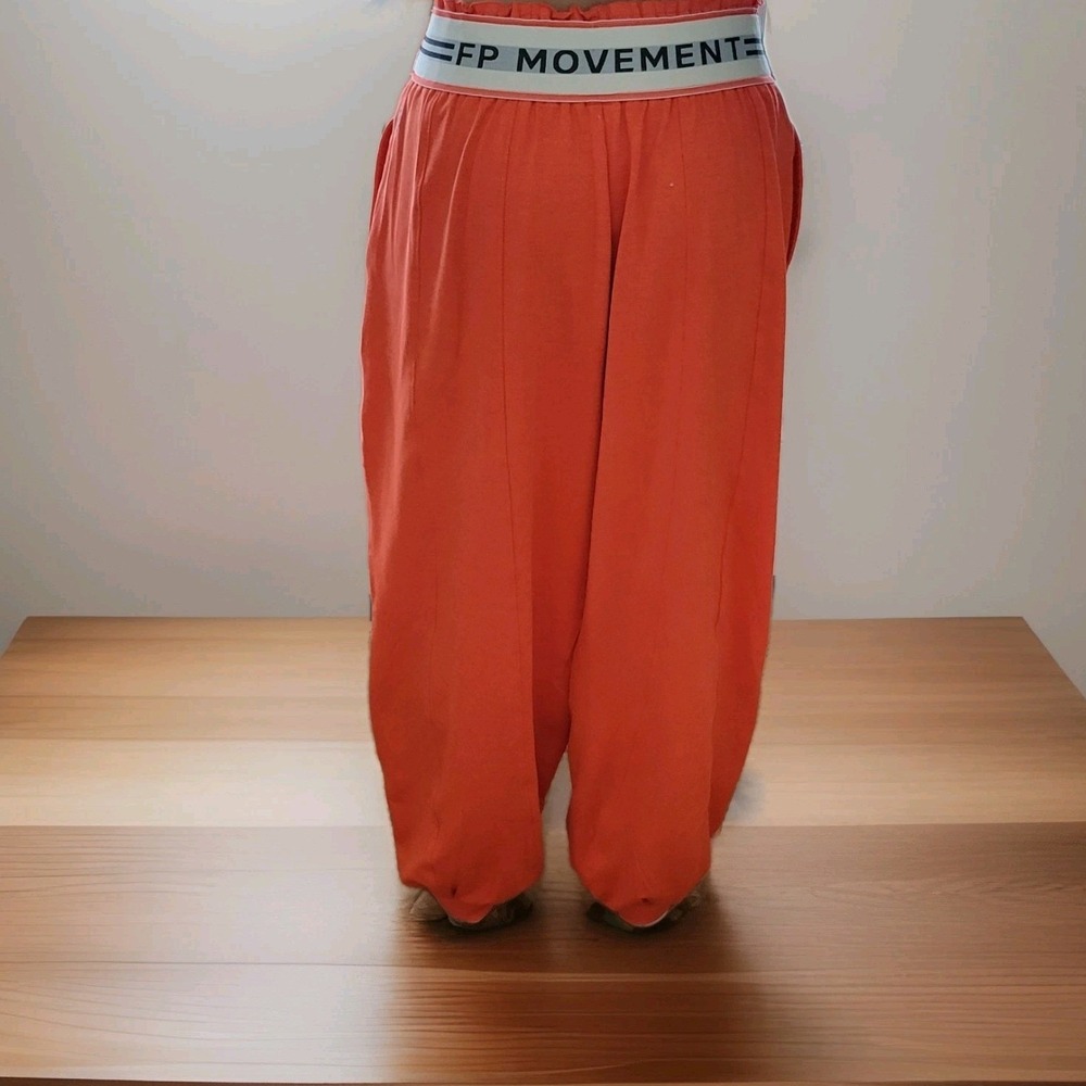 FP Movement Free People Size XS Orange Slouchy Logo Joggers Oversized Athleisure